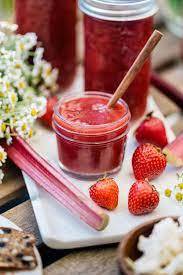 Strawberry Rhubarb 8oz Jar